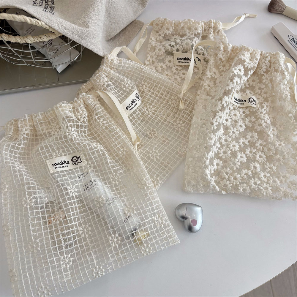 Travel Accessories Us - Lace Embroidered Daisy Mesh Drawstring Makeup