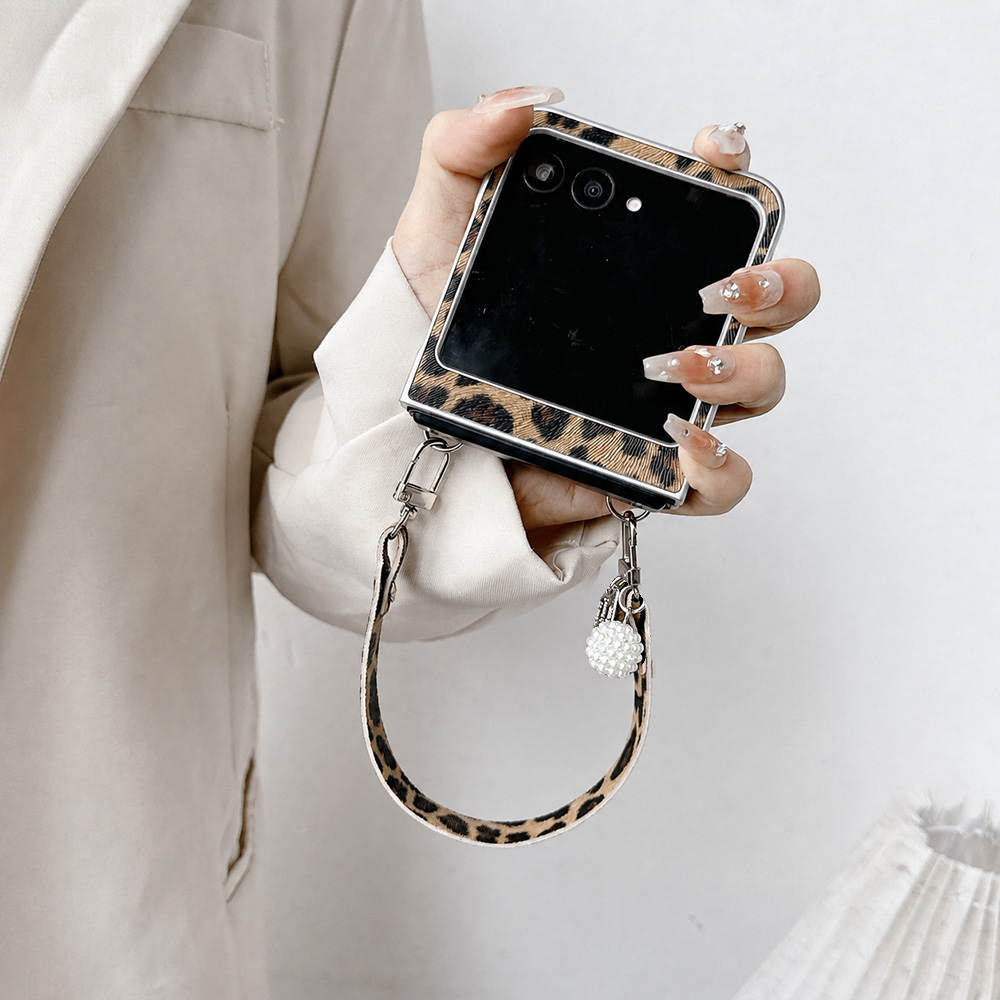 Leopard Print Folding Flip Pho - Travel Accessories Gadget 评论和价格