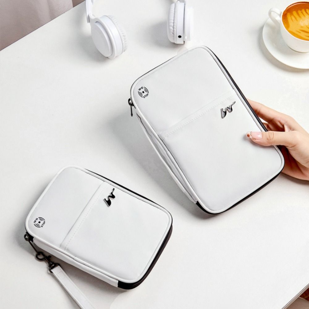 Portable Polyester Card Case L - Travel Accessories Rfid 评论和价格