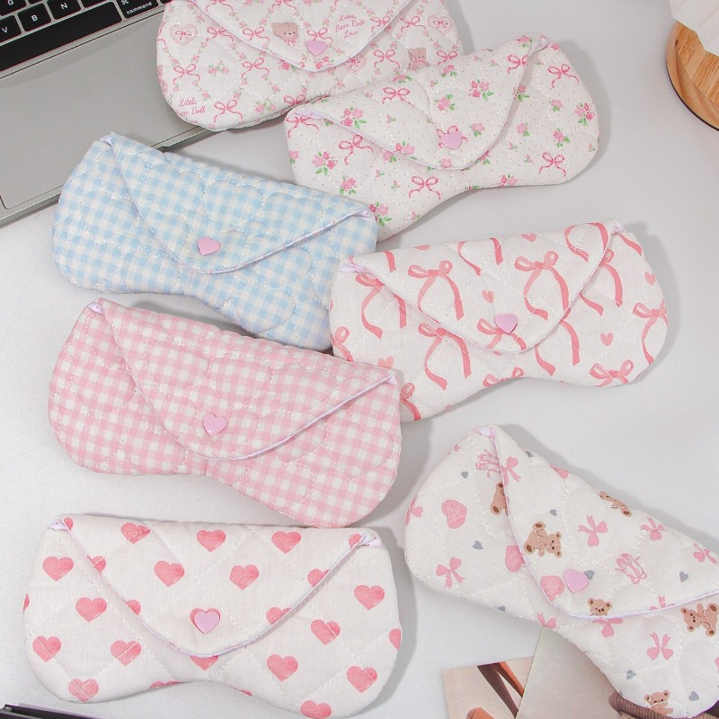 Ins Korean Plaid Fabric Heart  - Travel Accessories Pouch For Women 评论和价格