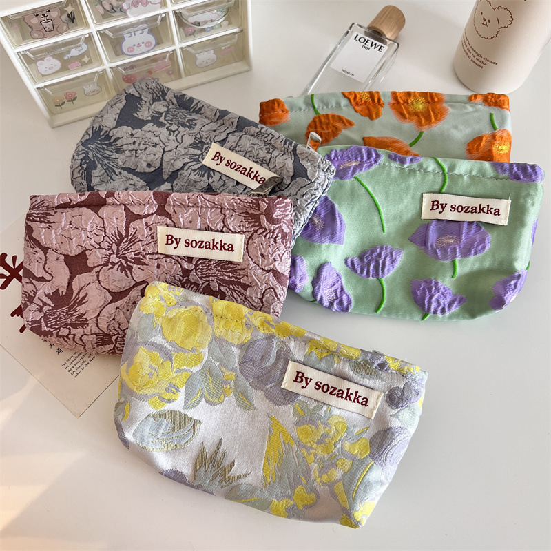 French Embossed Flowers Travel - Travel Accessories Pouch For Women 评论和价格